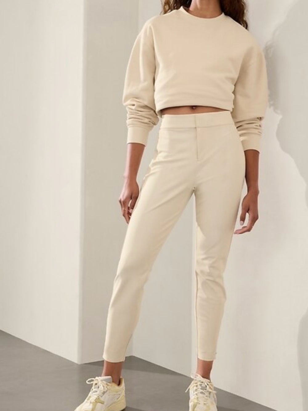 Athleta Mid Rise Stellar Tight Ankle Tall Bone